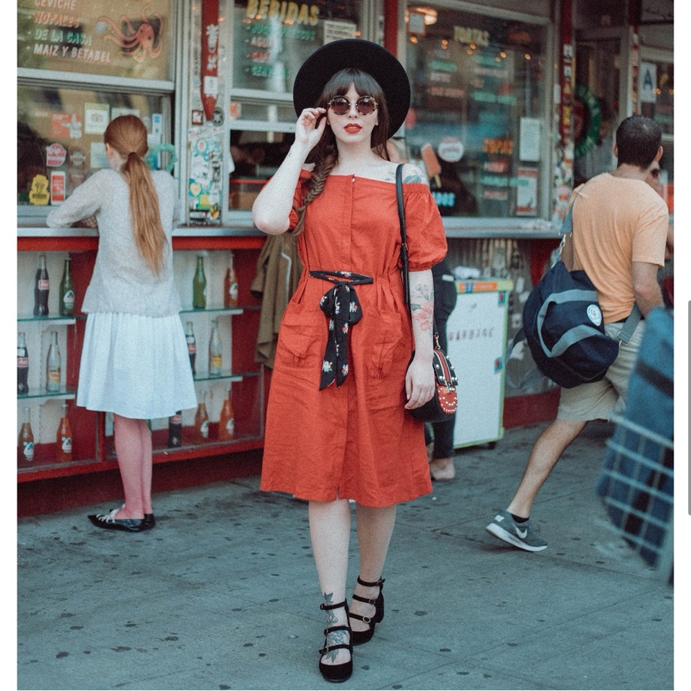dRA Los Angeles Woman Red Linen Off-Shoulder Dress SMALL Retro Country Farmhouse
